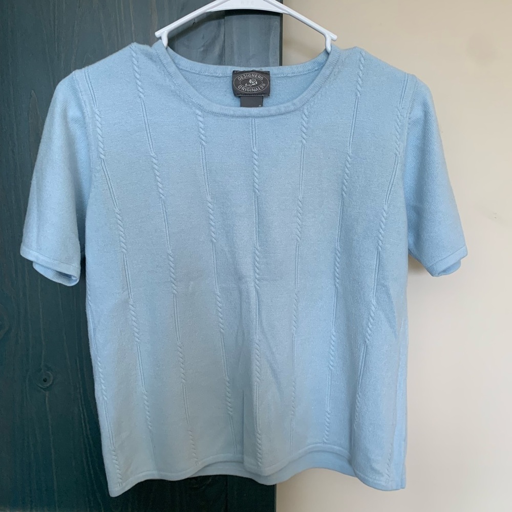 Short- sleeve Sweater Top